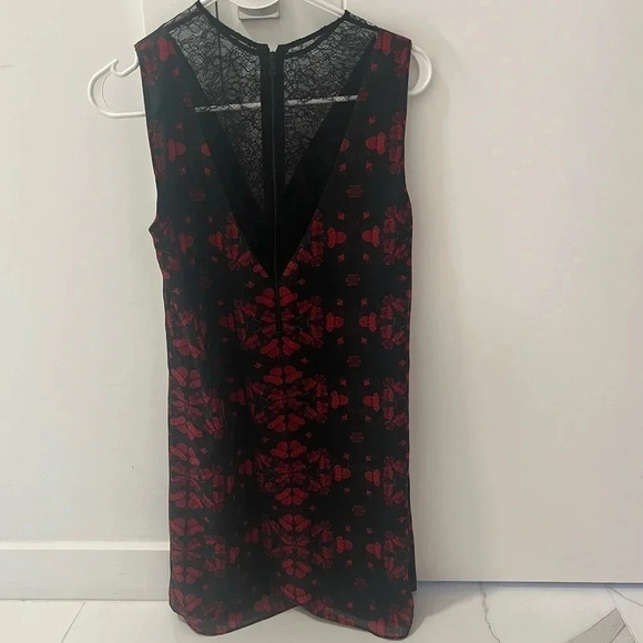 Alice + Olivia Lotus Flower Printed Sleeveless Dress- Size 0; Like New - Picture 3 of 12